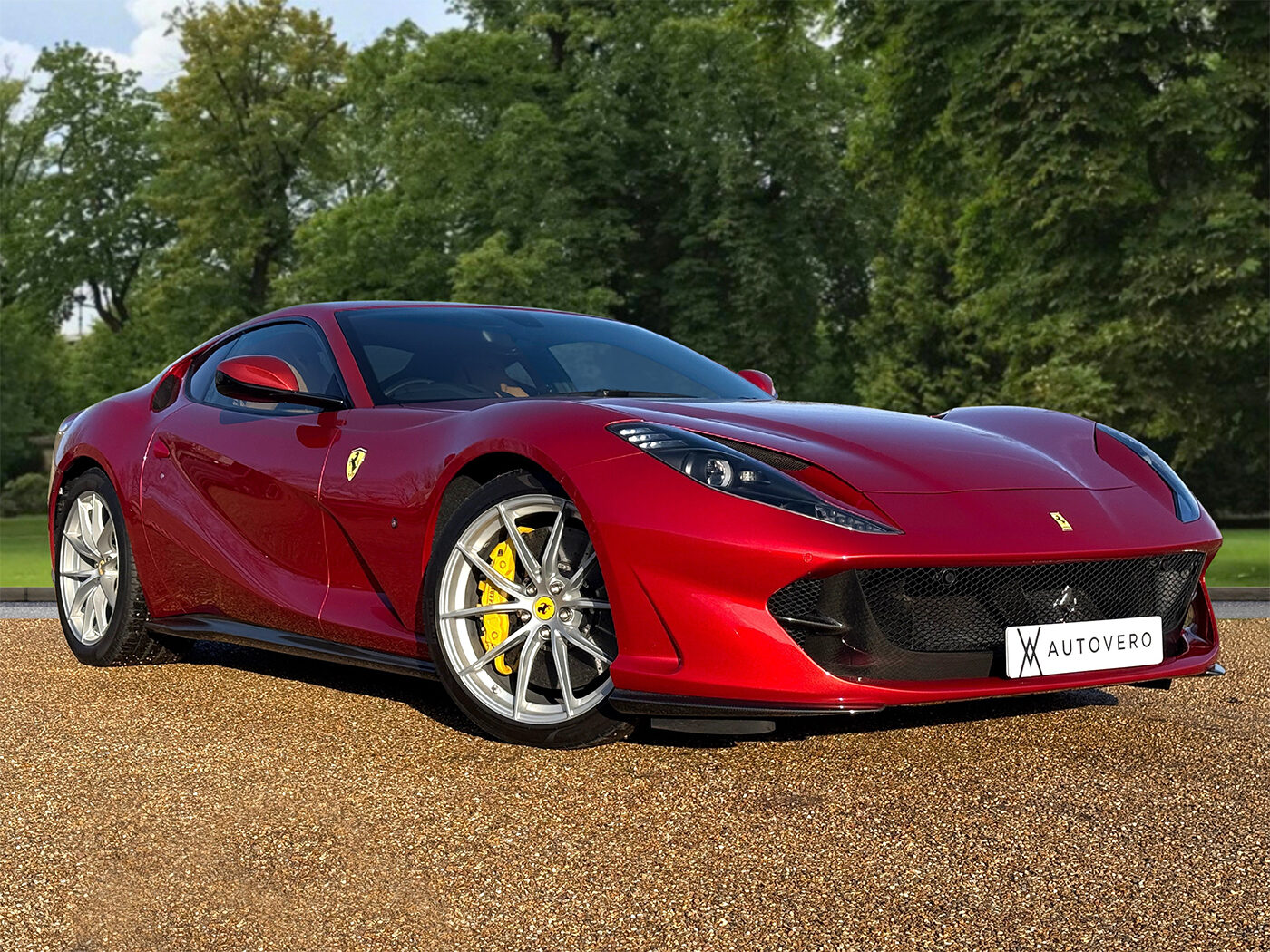 Used Ferrari 812 Superfast 2019 for sale - 77818148: Photo 3