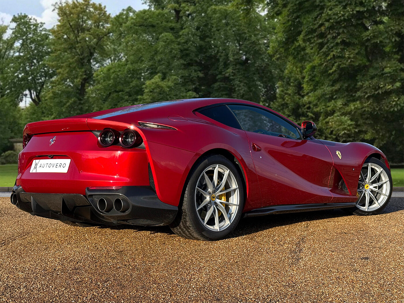 Used Ferrari 812 Superfast 2019 for sale - 77818148: Photo 5