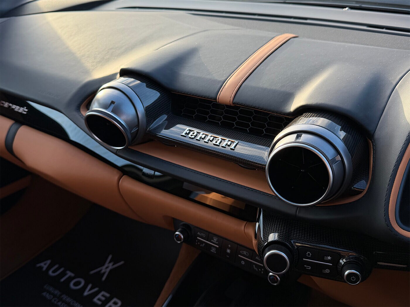 Used Ferrari 812 Superfast 2019 for sale - 77818148: Photo 70