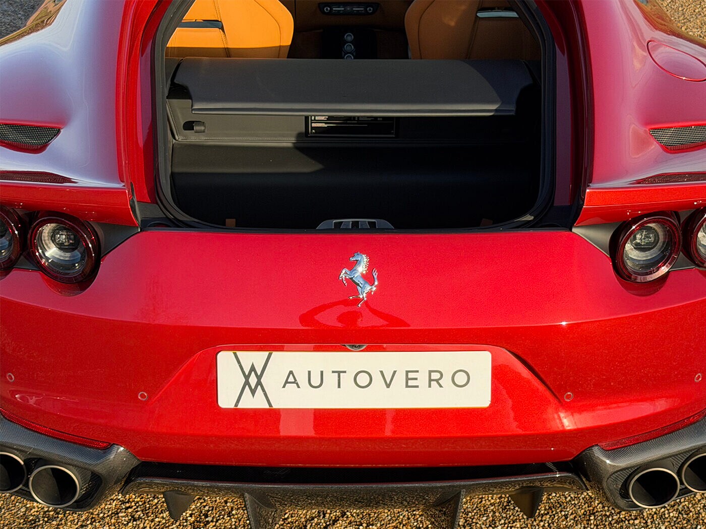 Used Ferrari 812 Superfast 2019 for sale - 77818148: Photo 88