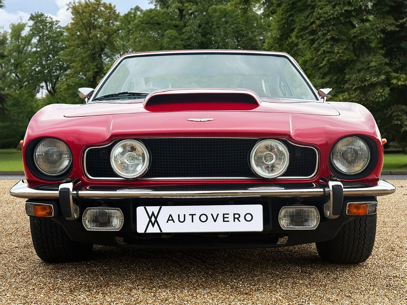 Used Aston Martin V8 1978 for sale - 77818179: Photo 2