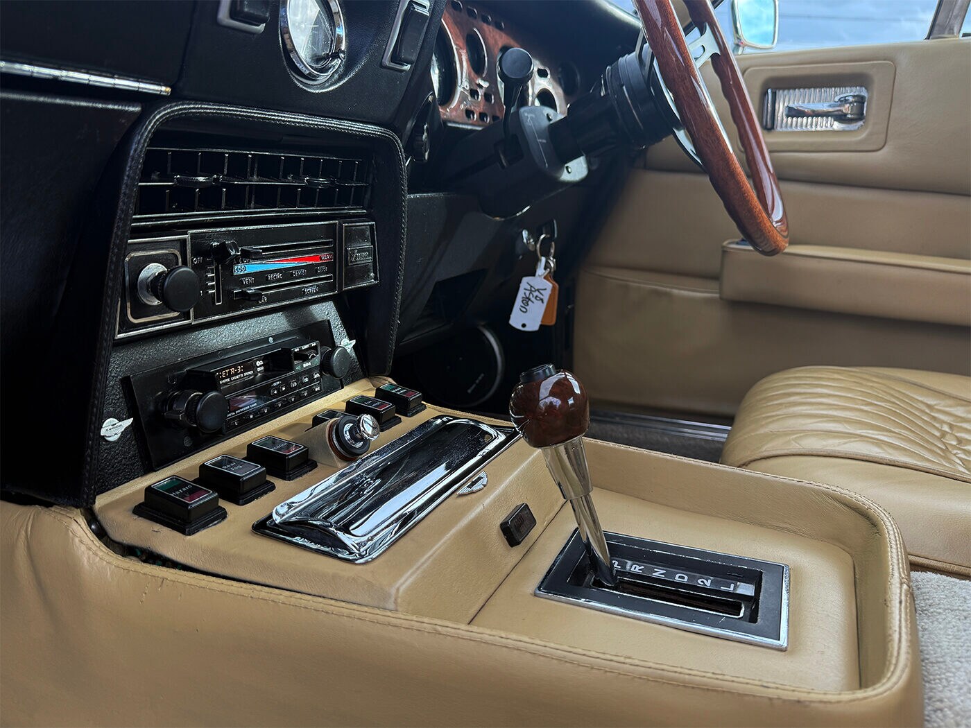 Used Aston Martin V8 1978 for sale - 77818179: Photo 44