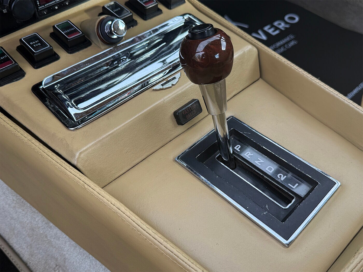 Used Aston Martin V8 1978 for sale - 77818179: Photo 50