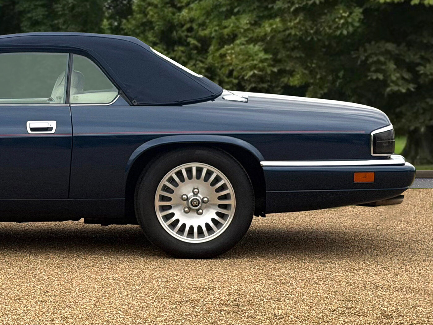 Used Jaguar XJS 1994 for sale - 77818140: Photo 11