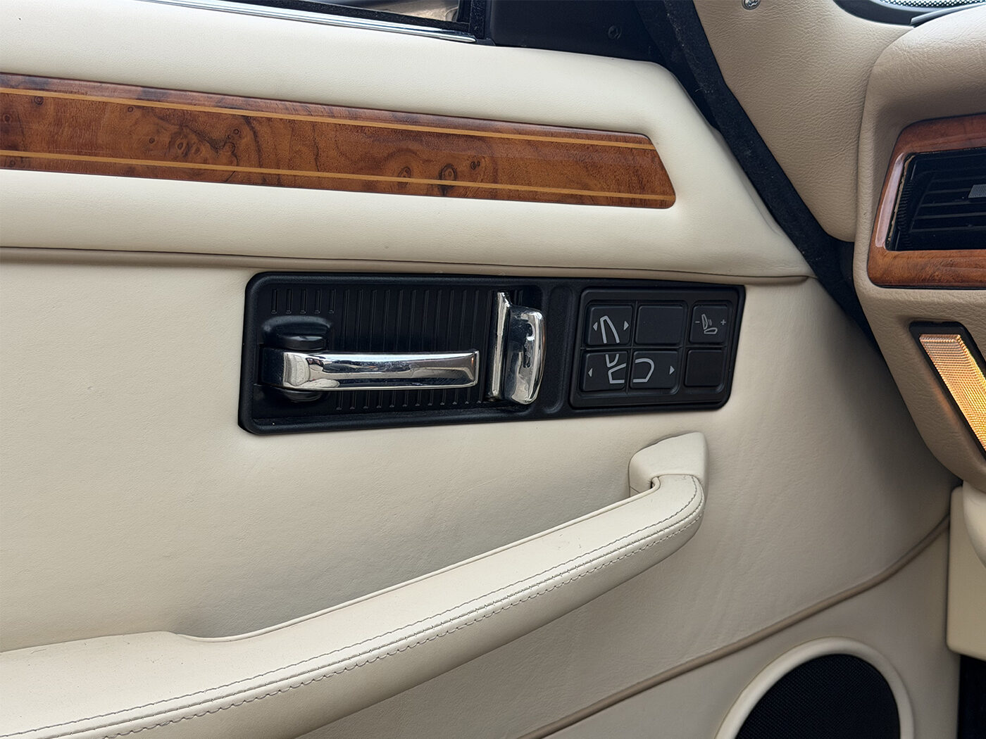 Used Jaguar XJS 1994 for sale - 77818140: Photo 63