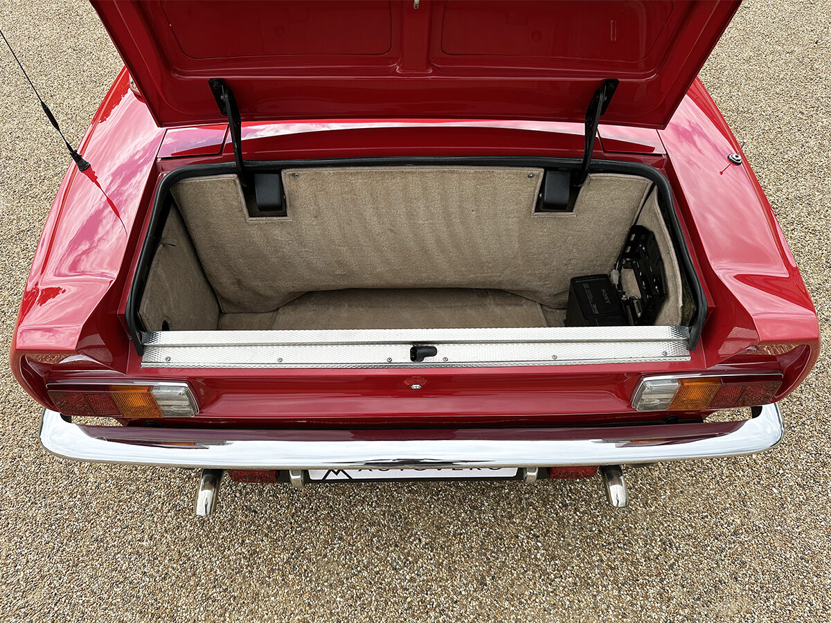 Used Aston Martin V8 1989 for sale - 77818193: Photo 84