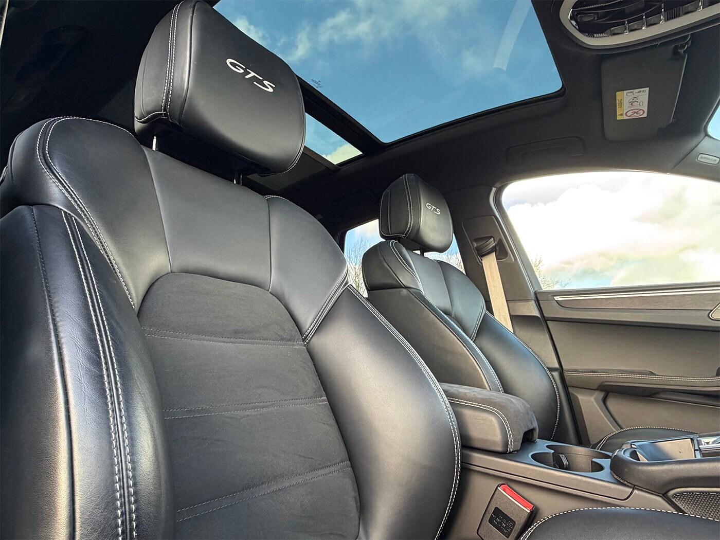 Used Porsche Macan 2024 for sale - 77818156: Photo 40