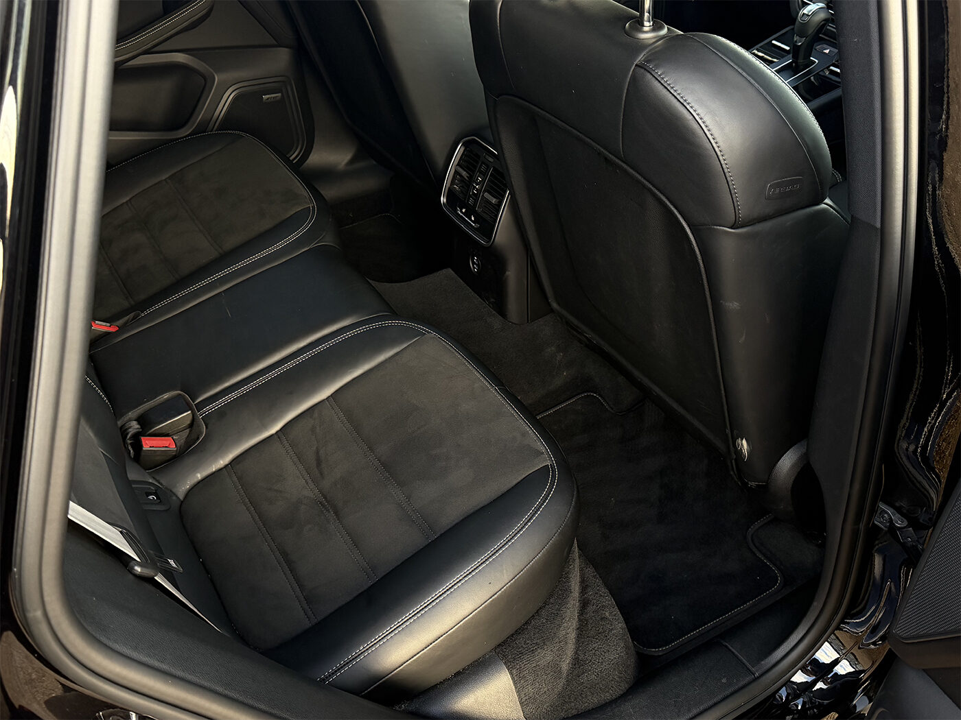 Used Porsche Macan 2024 for sale - 77818156: Photo 45