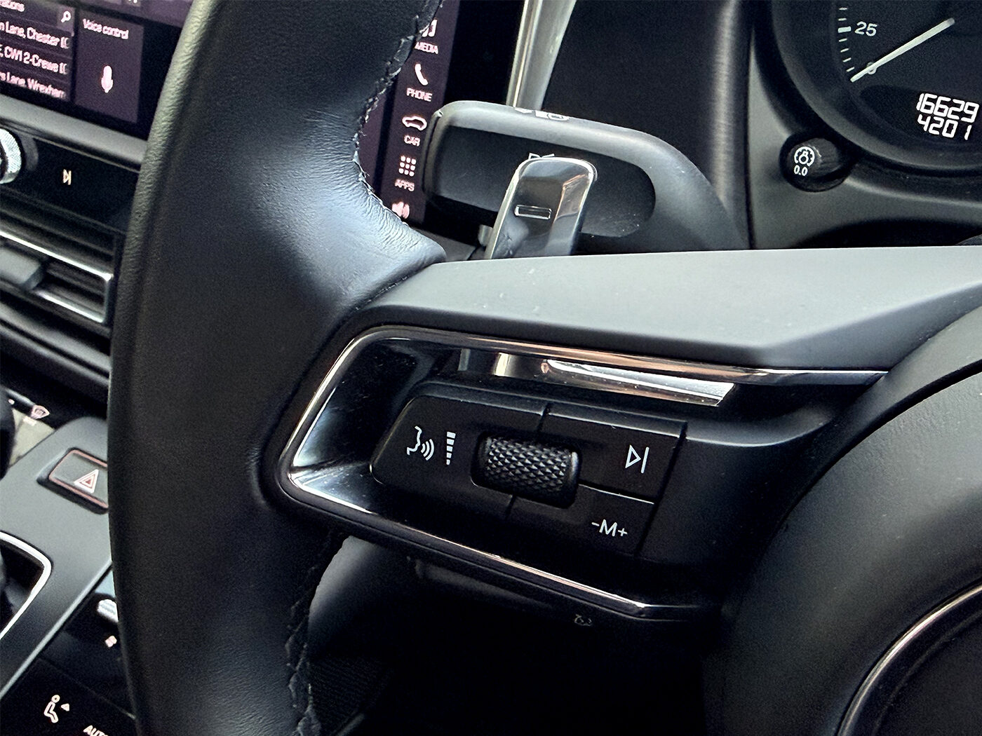 Used Porsche Macan 2024 for sale - 77818156: Photo 55