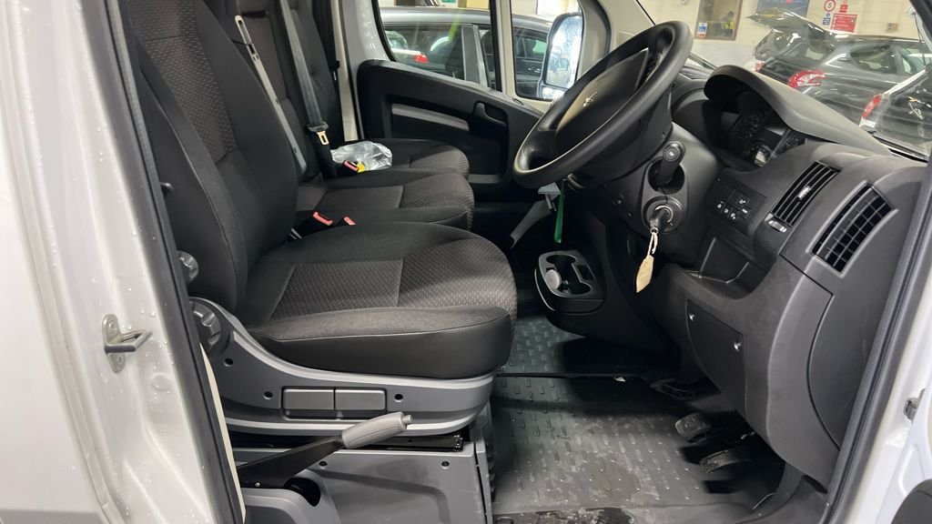 Used Peugeot Boxer 2023 for sale - 77680641: Photo 12