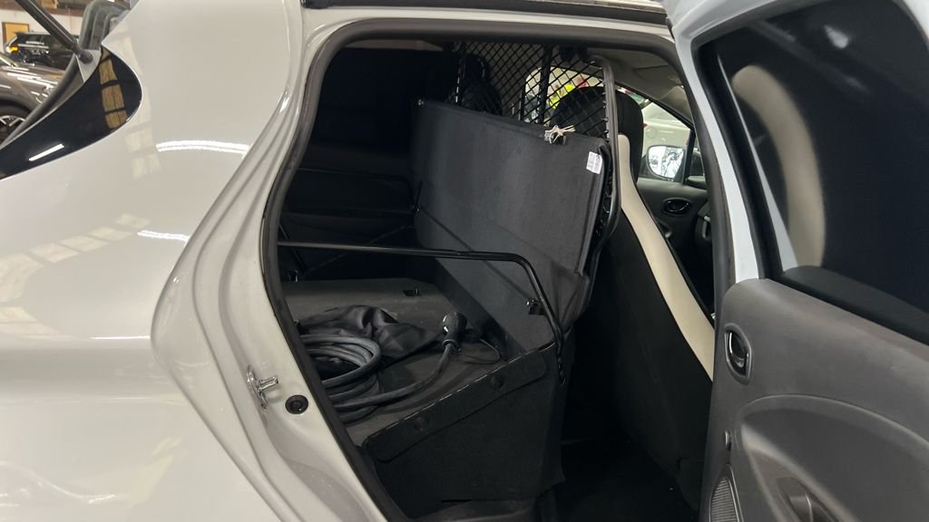 Used Renault Zoe 2022 for sale - 76123721: Photo 9