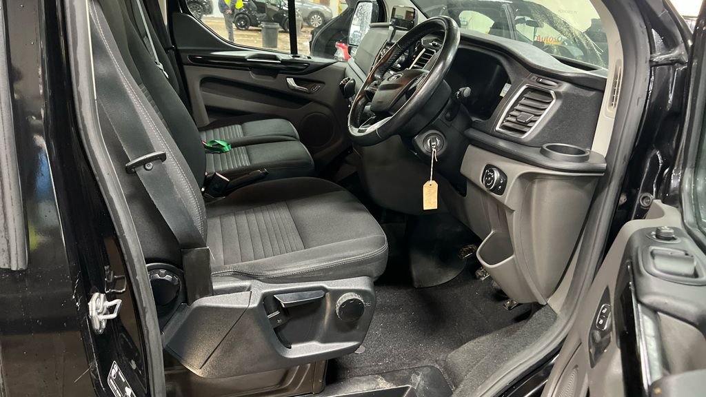 Used Ford Transit Custom 2019 for sale - 76642662: Photo 10