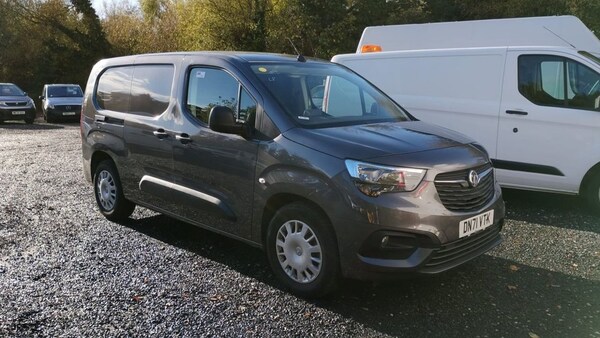 Used Vauxhall Combo Electric 2021 for sale - 76323349: Photo 1