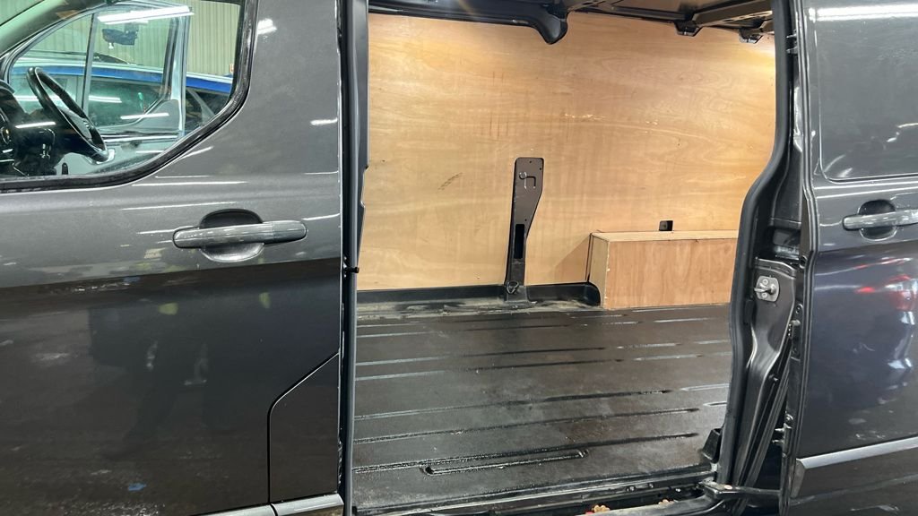 Used Ford Transit Custom 2022 for sale - 76563358: Photo 9