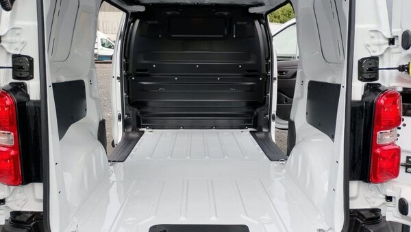 Used Vauxhall Vivaro 2023 for sale - 76123731: Photo 18