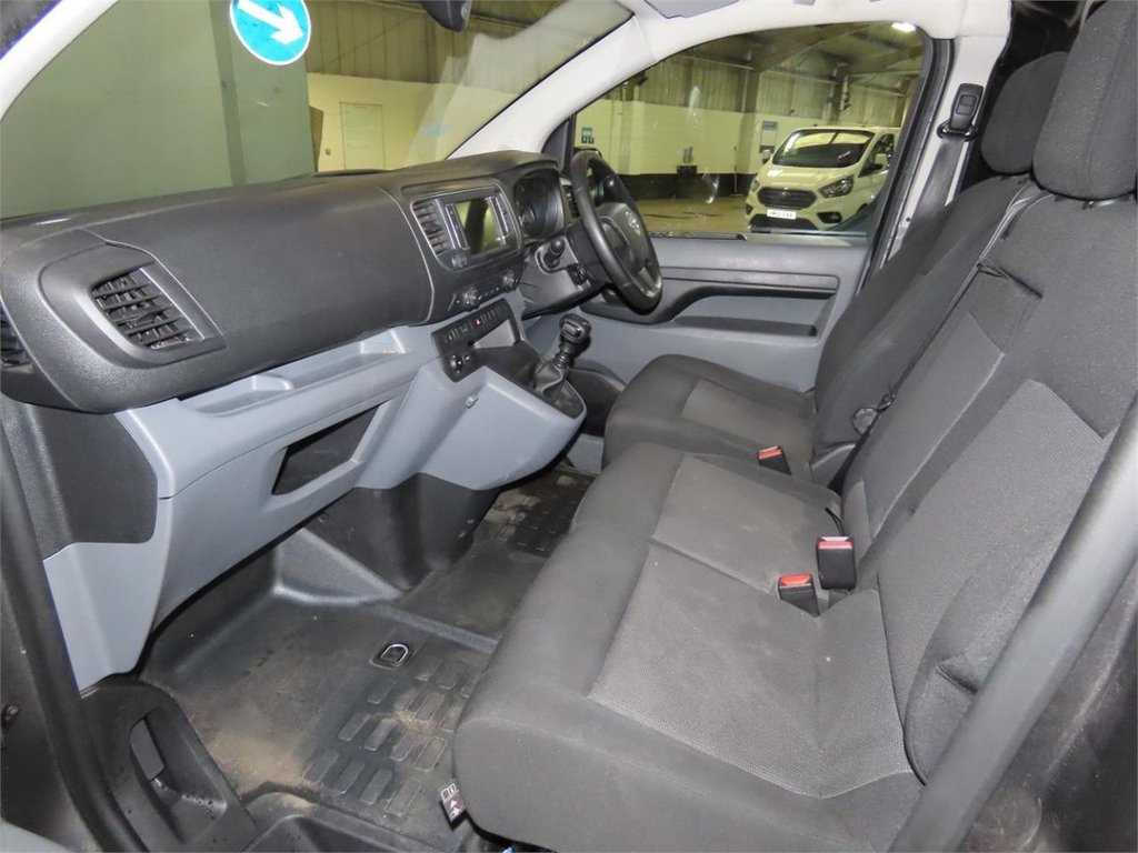 Used Vauxhall Vivaro 2022 for sale - 76535958: Photo 9