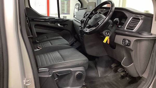 Used Ford Transit Custom 2021 for sale - 76279844: Photo 2