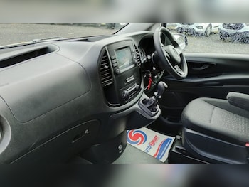 Used Mercedes-Benz Vito 2021 for sale - 76123711: Photo 2