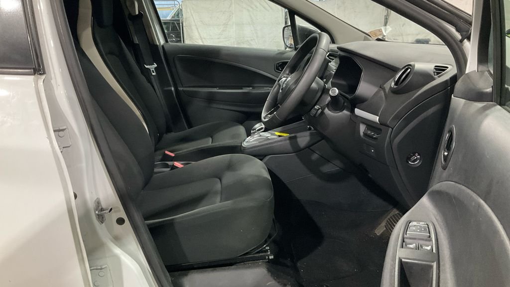 Used Renault Zoe 2021 for sale - 77038440: Photo 2