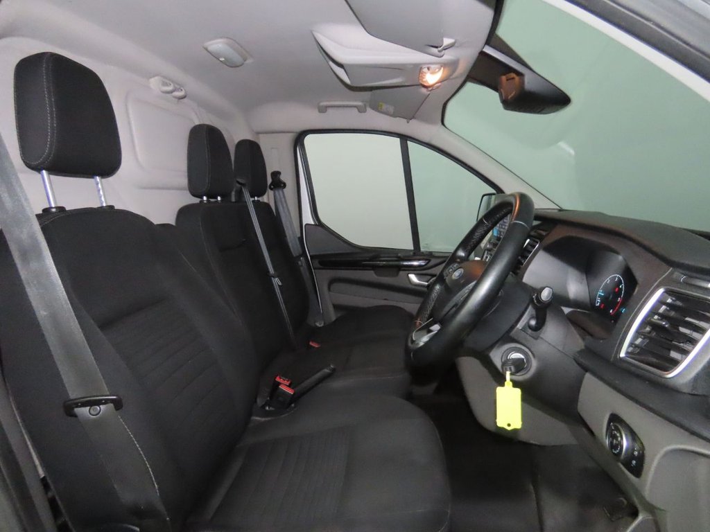 Used Ford Transit Custom 2022 for sale - 77276210: Photo 2