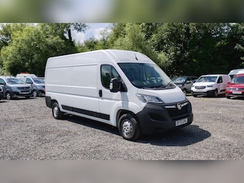 Vauxhall - Movano