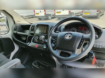 Used Vauxhall Movano 2023 for sale - 76123713: Photo 2