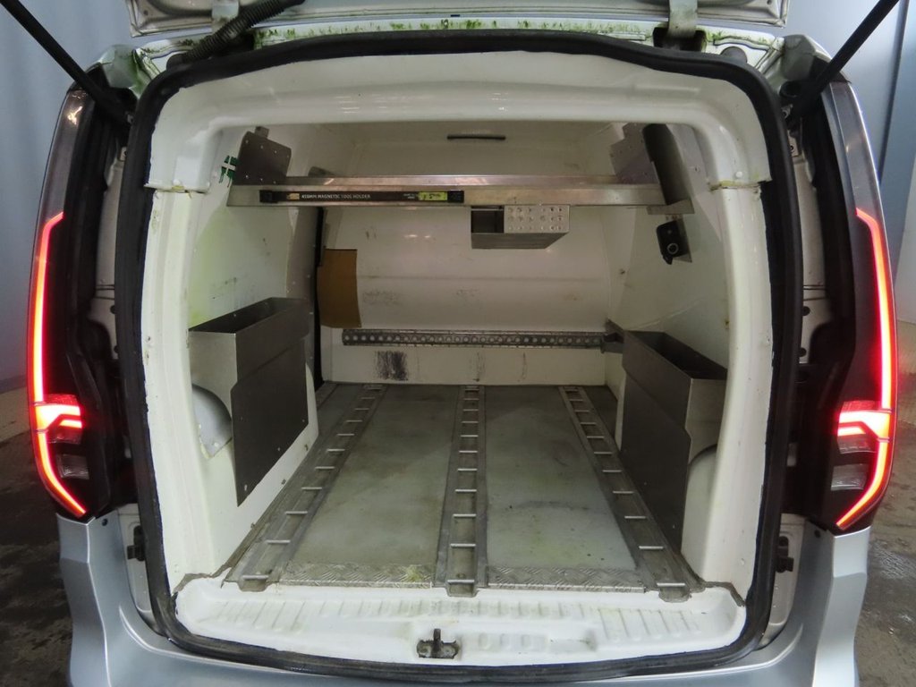 Used Volkswagen Caddy 2023 for sale - 77667747: Photo 8