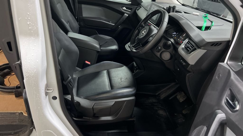 Used Nissan Other 2023 for sale - 77263379: Photo 3