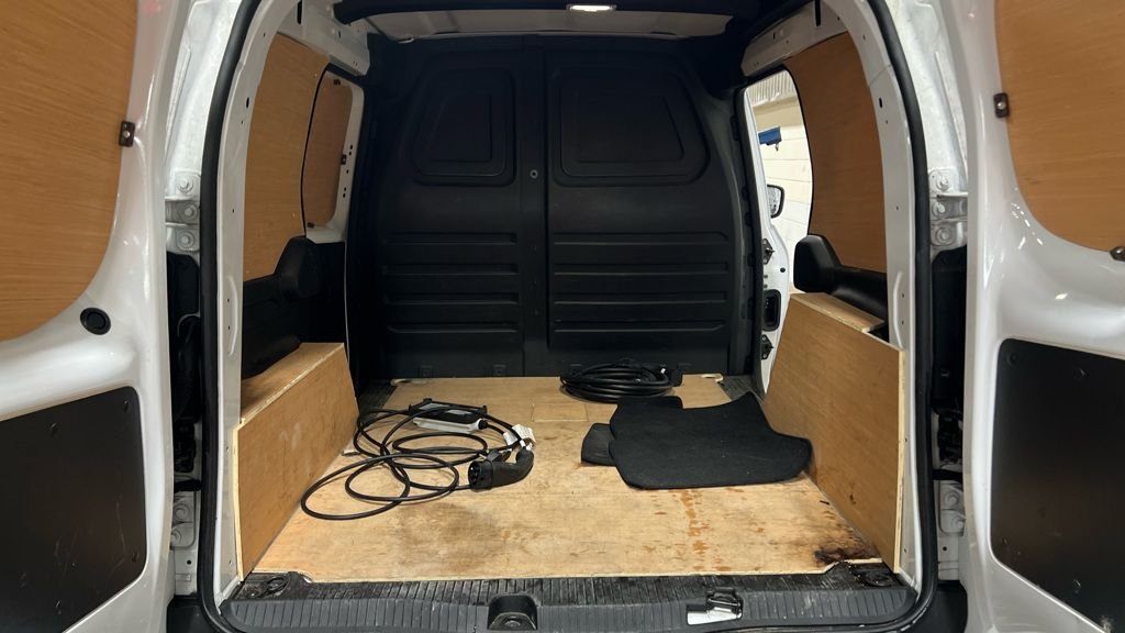 Used Nissan Other 2023 for sale - 77263379: Photo 6