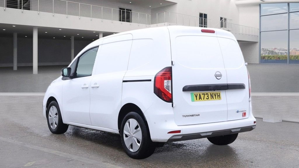 Used Nissan Other 2023 for sale - 77263379: Photo 8