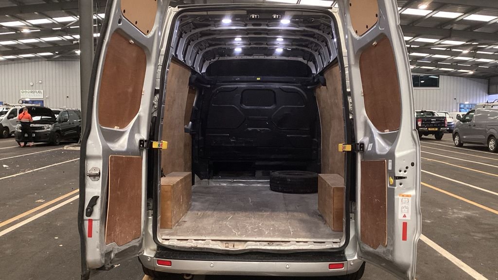 Used Ford Transit Custom 2022 for sale - 77936614: Photo 8