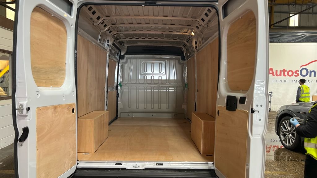 Used Peugeot Boxer 2023 for sale - 76280252: Photo 3