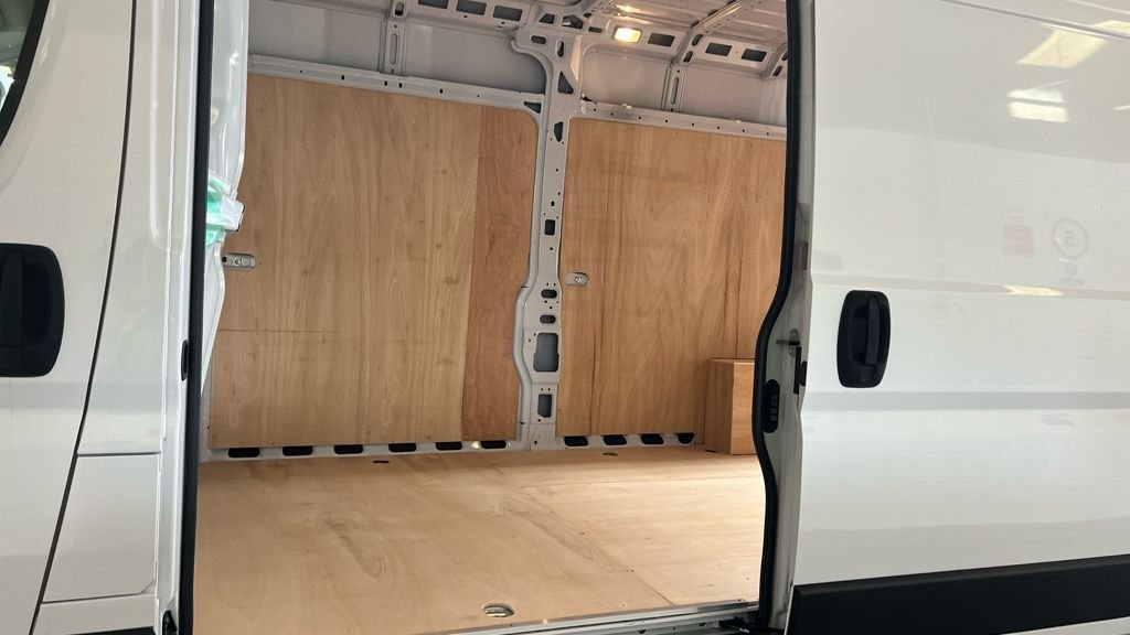 Used Peugeot Boxer 2023 for sale - 76280252: Photo 9