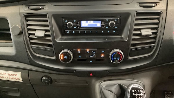 Used Ford Transit Custom 2018 for sale - 76280211: Photo 2