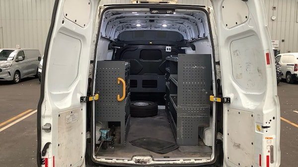 Used Ford Transit Custom 2018 for sale - 76280211: Photo 3