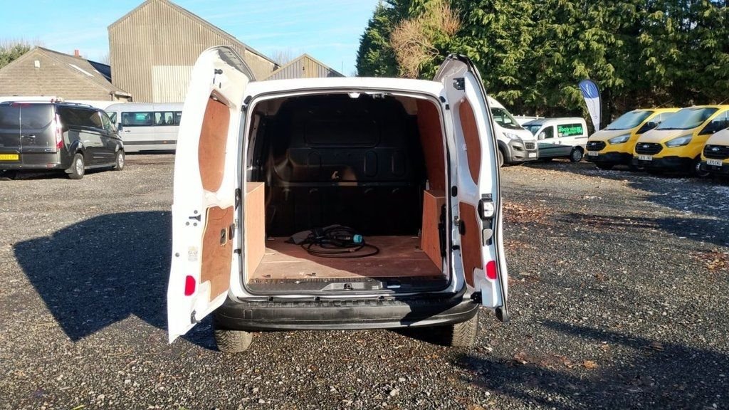 Used Renault Kangoo 2016 for sale - 76356774: Photo 29