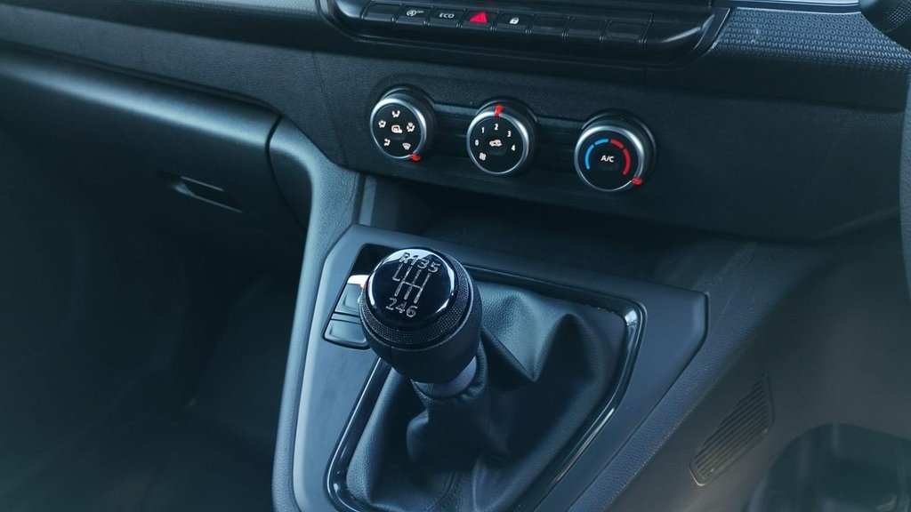 Used Renault Kangoo 2024 for sale - 76223836: Photo 15