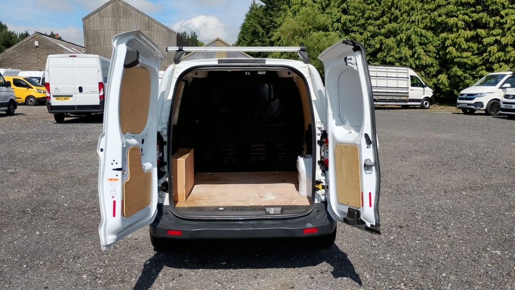 Used Ford Transit Courier 2019 for sale - 76123675: Photo 3