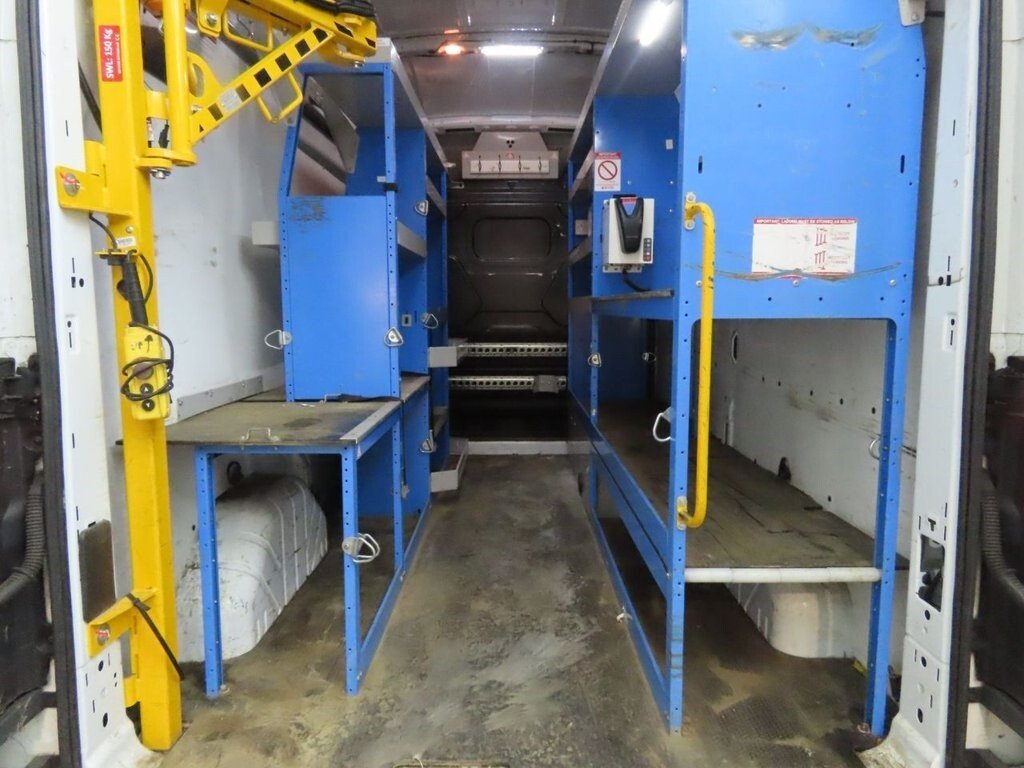 Used Ford Transit 2018 for sale - 77632078: Photo 11