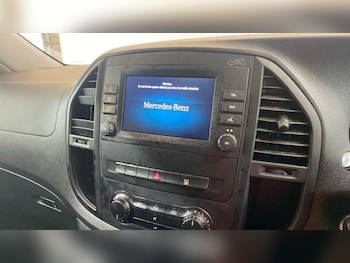 Used Mercedes-Benz Vito 2022 for sale - 76950202: Photo