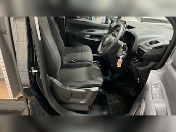 Used Vauxhall Combo 2023 for sale - 76470218: Photo