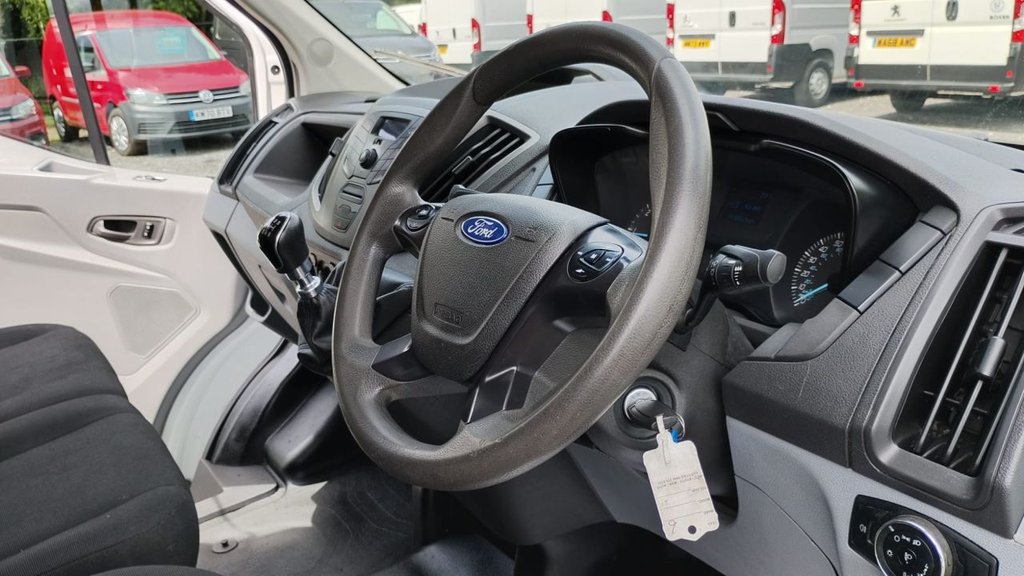 Used Ford Transit 2018 for sale - 77212379: Photo 17