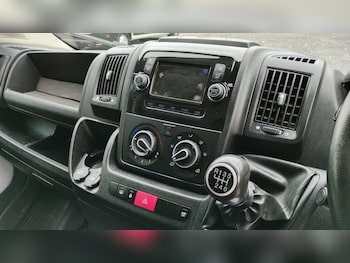 Used Peugeot Boxer 2022 for sale - 76123693: Photo 2