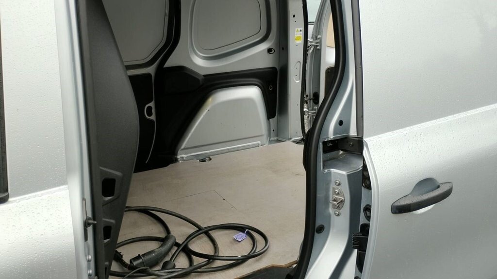 Used Renault Kangoo 2023 for sale - 77153468: Photo 14