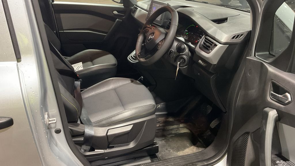 Used Renault Kangoo 2023 for sale - 77153468: Photo 3