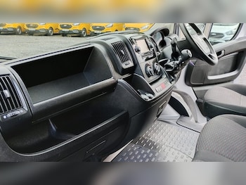 Used Vauxhall Movano 2022 for sale - 77287522: Photo