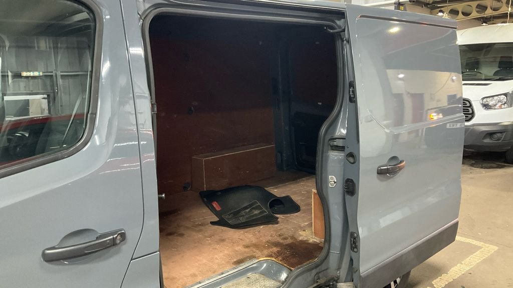 Used Renault Trafic 2022 for sale - 76655103: Photo 9