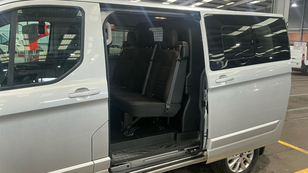 Used Ford Transit Custom 2021 for sale - 76655061: Photo 2