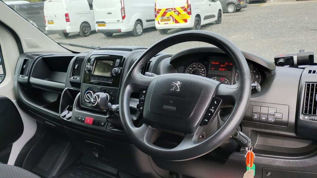 Used Peugeot Boxer 2022 for sale - 76123702: Photo 2