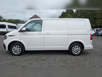 Used Volkswagen Transporter 2021 for sale - 79371134: Photo